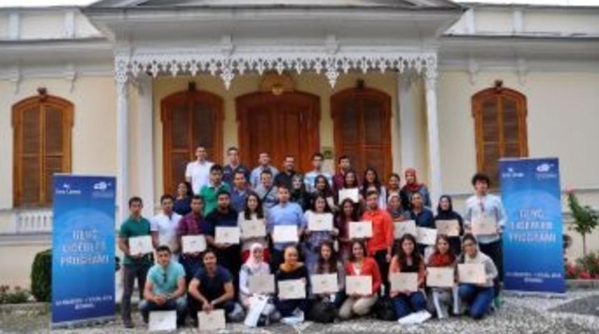 Gen&ccedil; Liderler T&uuml;rkiye&rsquo;ye Geliyor