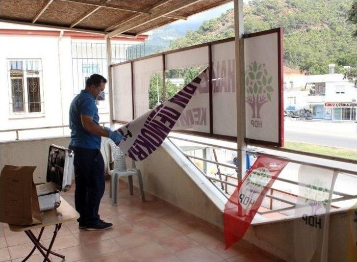 Kemer’de Hdp Binasına Saldırı G4