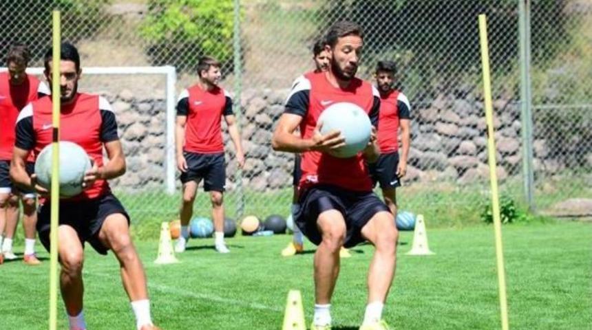 Mehmet Altıparmak: Bu Takıma Kefilim