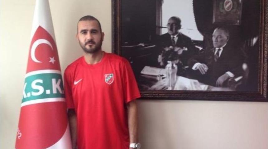 G&ouml;khan &Uuml;nal Karşıyaka&rsquo;da