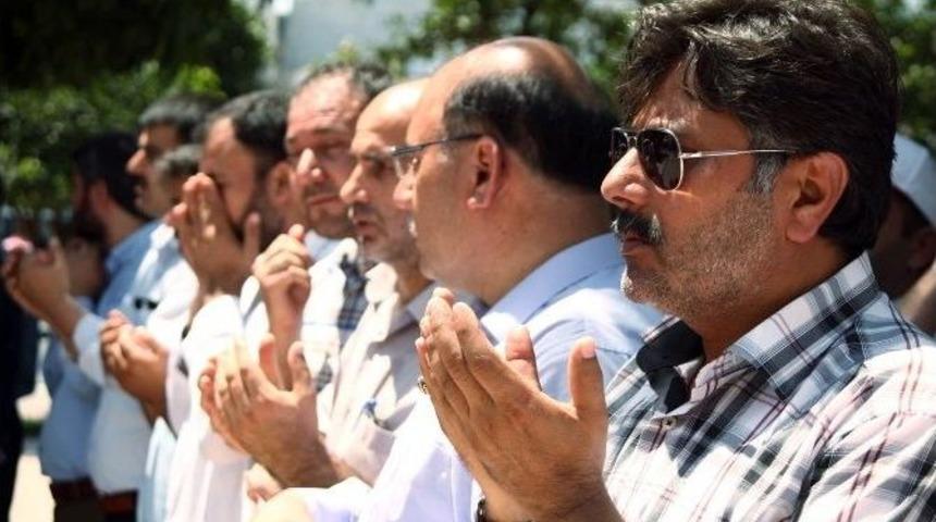 T&uuml;rkben İ&ccedil;in Gıyabi Cenaze Namazı Kılındı