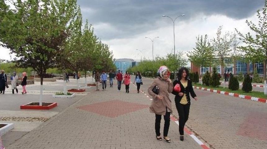 3 Bin 877 &Ouml;ğrenci Bing&ouml;l&rsquo;&uuml; Tercih Etti