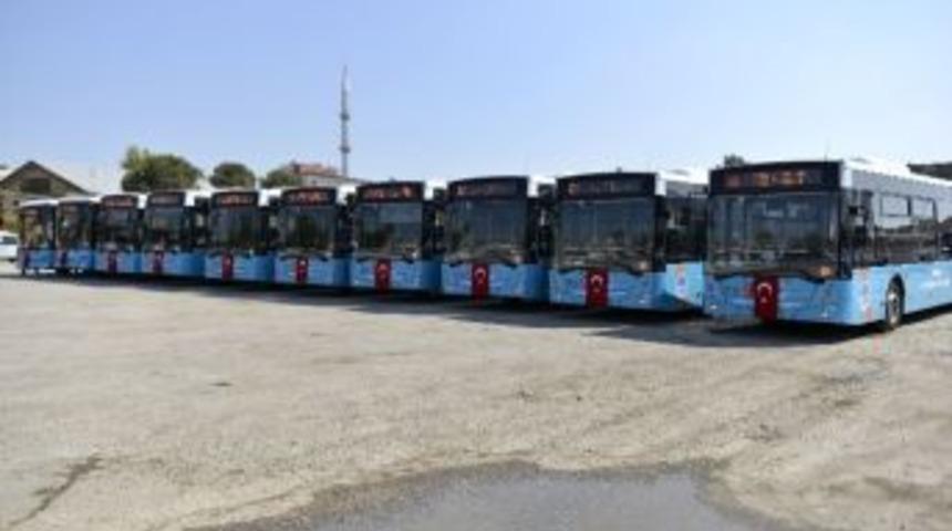 Mersin B&uuml;y&uuml;kşehir Belediyesi Otob&uuml;s Filosunu G&uuml;&ccedil;lendiriyor