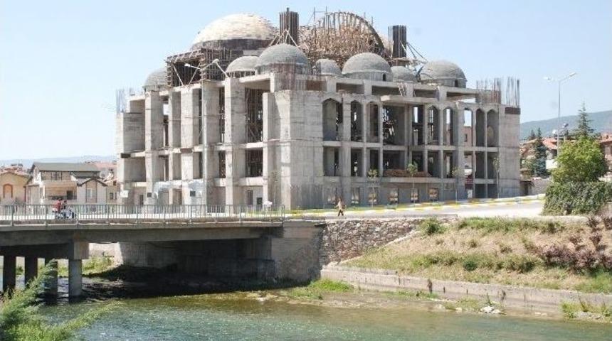 Yeşilırmak Kenarında Tokat&rsquo;ın En B&uuml;y&uuml;k Camisi Y&uuml;kseliyor