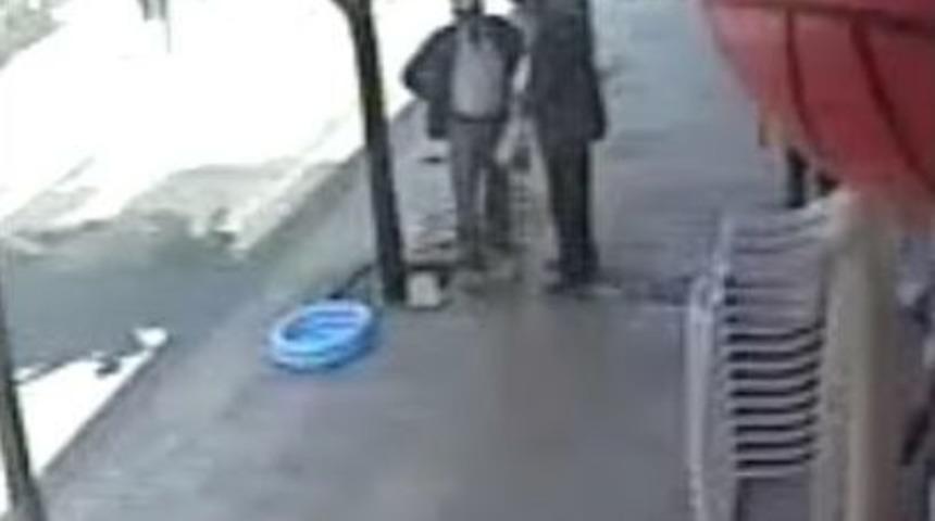 &Uuml;zerinde &rsquo;ge&ccedil;ersizdir&rsquo; Yazılı Parayla 15 Kişiyi Dolandırdı