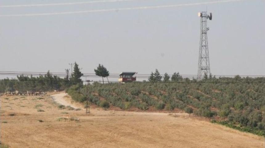 Işid Mevzileri, Top&ccedil;u Birlikleri Tarafından Vuruldu