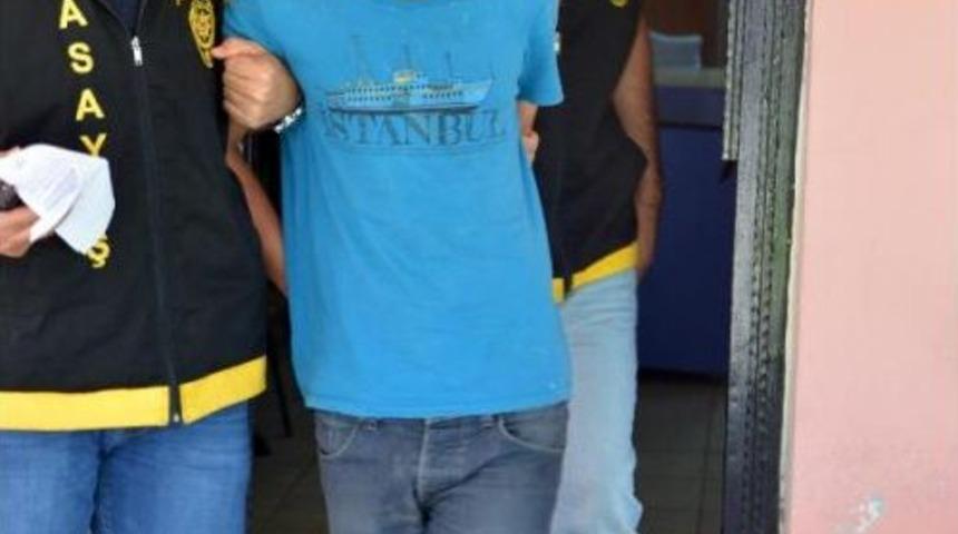 Asans&ouml;rle Daireye Kadar &Ccedil;ıkıp Kadının &Ccedil;antasını Kaptı