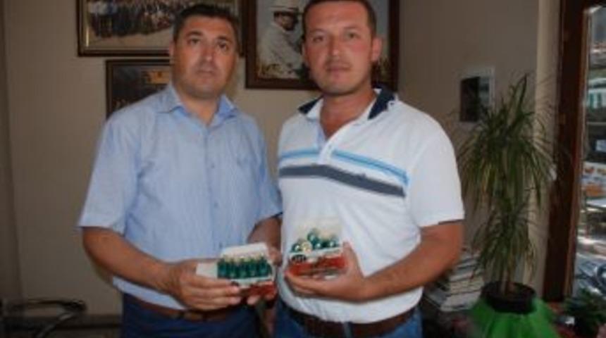 Domuz Avlayana Kurşun Hediye