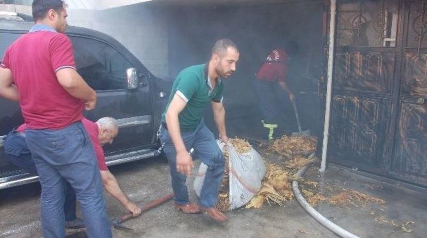 T&uuml;t&uuml;n Deposunda Korkutan Yangın