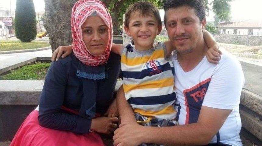 Kas Hastalığı Tedavisi İ&ccedil;in Denek Olan Aile Yardım Bekliyor