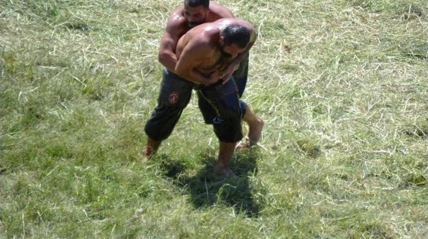 &lsquo;erken Finalin&rsquo; Galibi Son Şampiyon Atlı Oldu