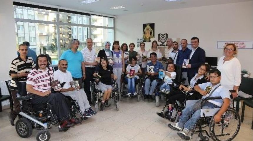 Baykuş&rsquo;tan K&uuml;t&uuml;phane Hediyesi