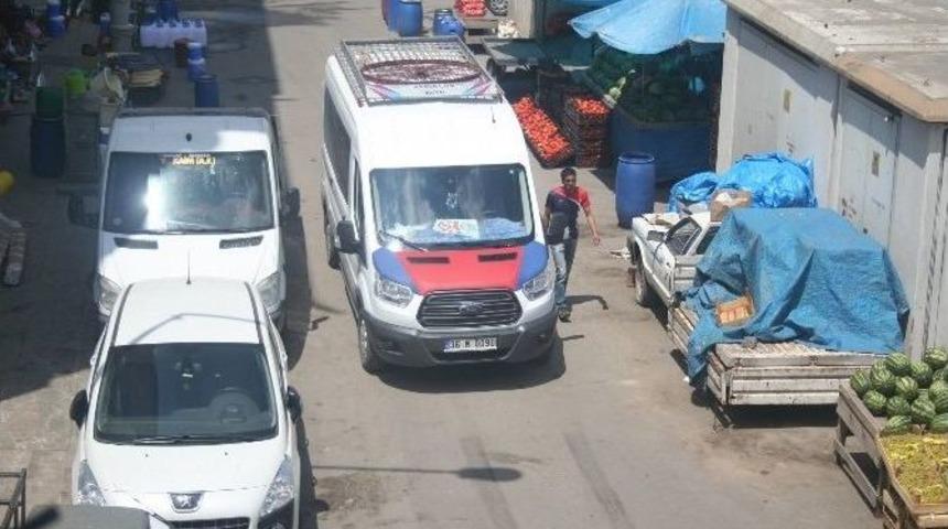 Kars&rsquo;ta Cadde Ve Kaldırımlar İşgal Altında