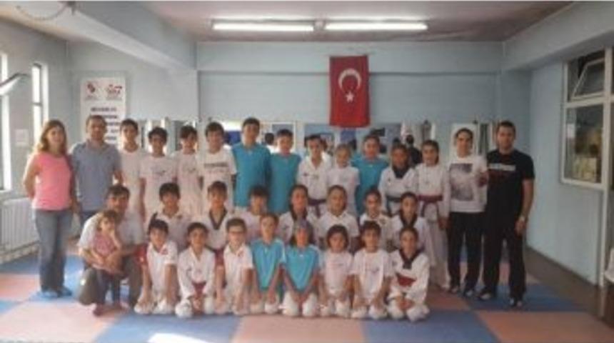 Taekwondocular Şampiyona Hazırlıklarını Tamamladı