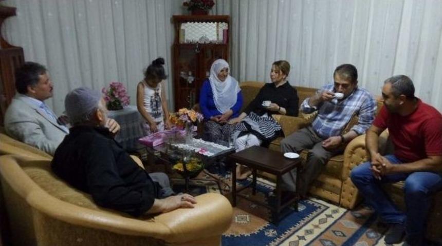 Ak Parti Genel Başkan Yardımcısı &Ccedil;alık&rsquo;dan Ev Ziyareti
