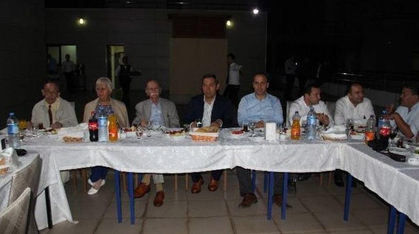 Başkan Uysal Gazetecilerle Buluştu