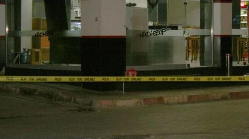 Hediye Paketi F&uuml;nyeyle Patlatıldı