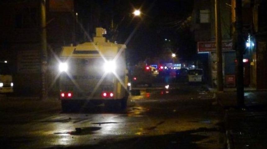 Diyarbakır&rsquo;da Gergin Gece