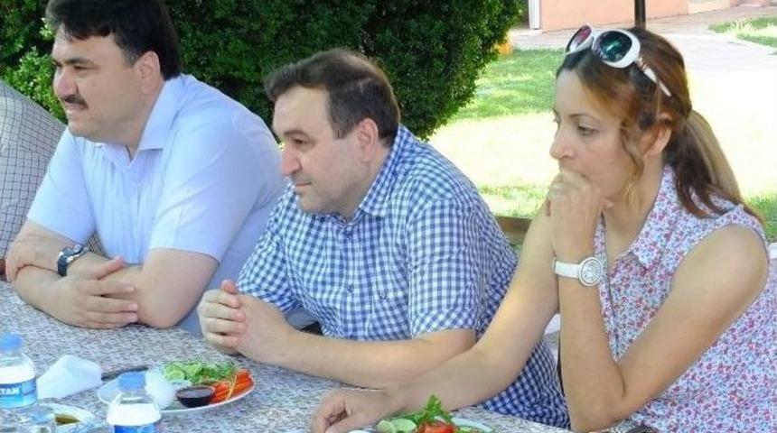 Başkan Ersoy Gazetecileri Unutmadı