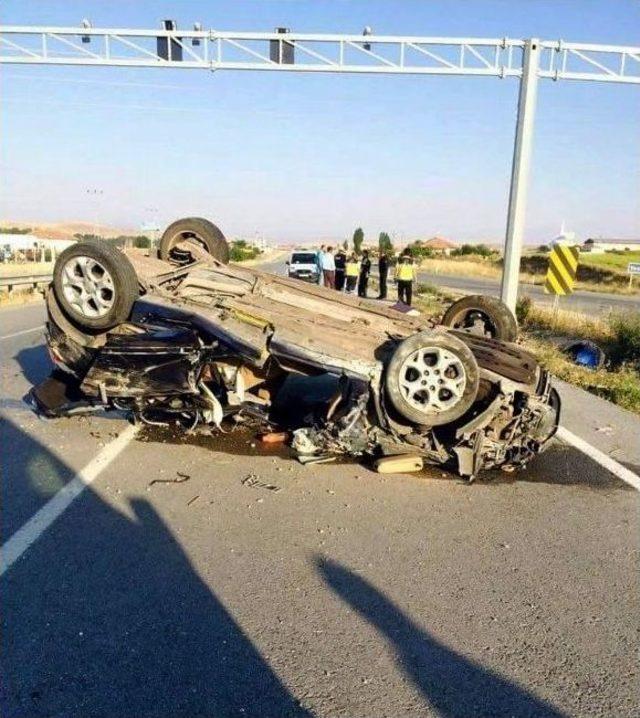 Diyarbakır Cezaevi Müdürü Ve Eşi Trafik Kazasında Öldü