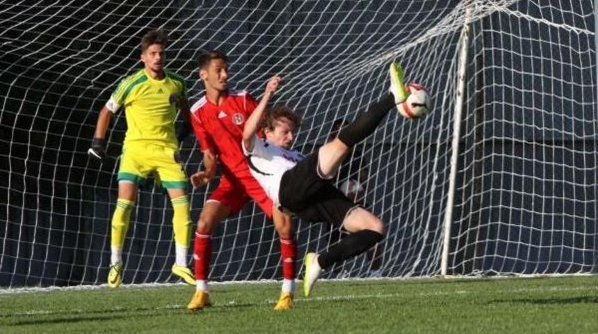 Manisaspor Hazırlık Ma&ccedil;ında Turgutluspor'u 2-1 Mağlup Etti