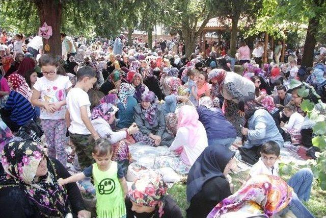 Baba Sultan’da 638 Yıllık Gelenek Bozulmadı