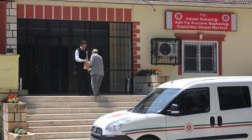 Suriyeli Kuzenlerin Kavgasında 2 &Ouml;l&uuml;, 1 Yaralı