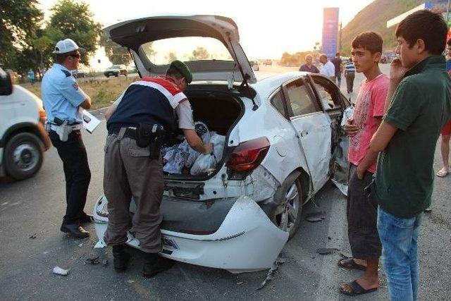 Kaza Yapan Gençler Mahallelinin Tepkisi Üzerine Kaçtı