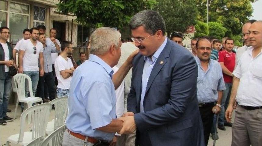 Milletvekili &Ouml;zkaya Sandıklı&rsquo;da Tarım Makinası Satışı Yapılacak İş Yeri A&ccedil;ılışına Katıldı