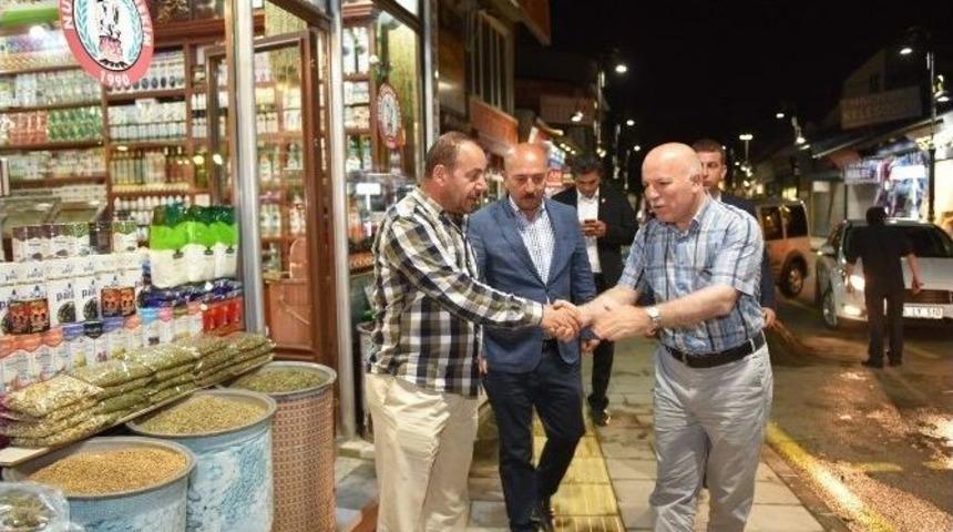 Başkan Sekmen, &Ccedil;alışmaları Denetliyor