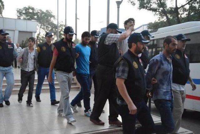 Bursa'da Ydg-H Üyesi Oldukları Iddisıyla Gözaltına Alınan 8 Kişi Adliyeye Sevkedildi