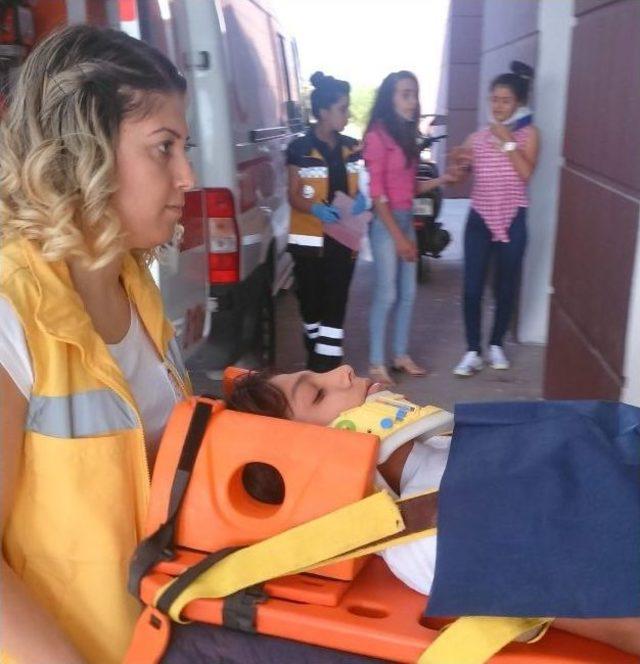 Adıyaman’da Otomobil Şarampole Yuvarlandı: 3 Yaralı