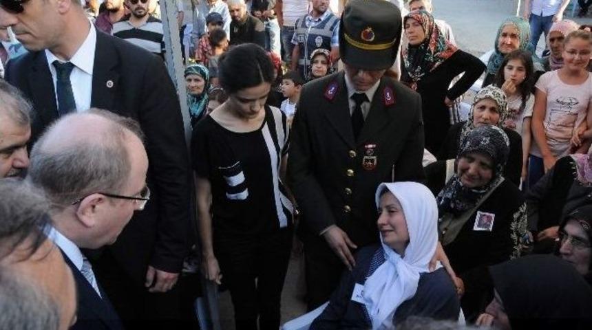 Şehit Eşinden İ&ccedil;işleri Bakanı &Ouml;zt&uuml;rk&rsquo;e &ldquo;&ccedil;&ouml;z&uuml;m S&uuml;reci&rdquo; Tepkisi