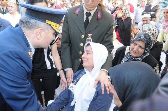 Şehit Eşinden İçişleri Bakanı Öztürk’e “çözüm Süreci” Tepkisi