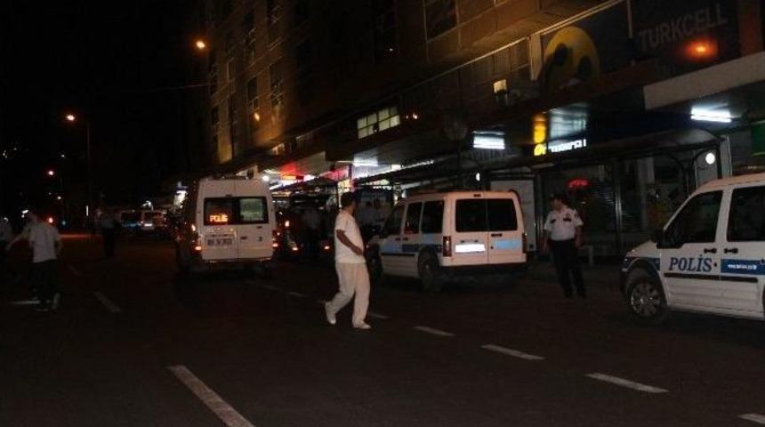 (&ouml;zel Haber) Başkent&rsquo;teki Ş&uuml;pheli Otomobil Polisi Alarma Ge&ccedil;irdi