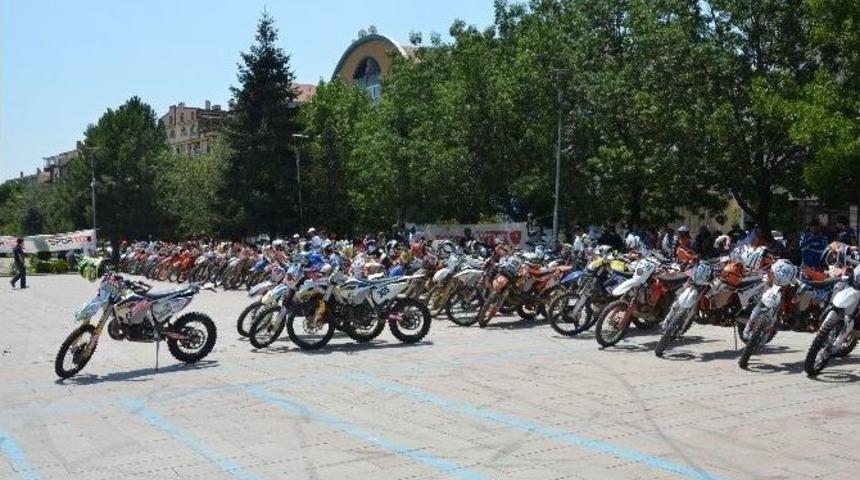 Kazan&rsquo;da Enduro Fırtınası