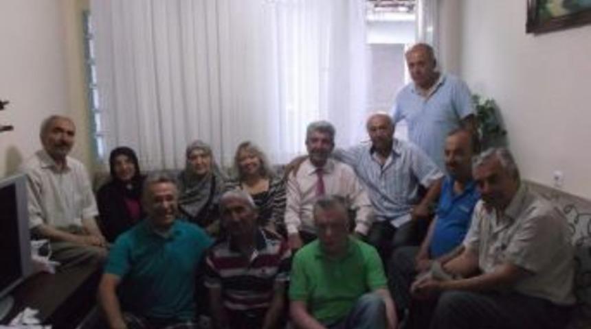 Odunpazarı Kent Konseyi&rsquo;den Şair Kazım &Ouml;zg&uuml;r&rsquo;&uuml;n Ailesine Taziye Ziyareti