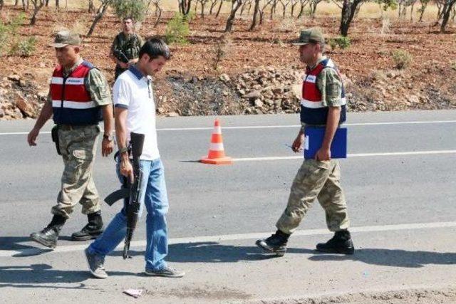 Çevik Kuvvet Polisleri Kaza Yaptı: 7 Yaralı