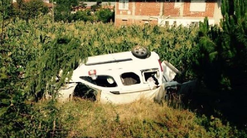 Kocaeli'de 4 Aracın Karıştığı Zincirleme Kaza: 8 Yaralı