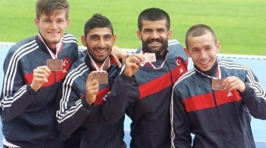 Sessiz Sedasız Avrupa &Uuml;&ccedil;&uuml;nc&uuml;s&uuml; Oldular