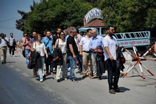 Gemlik’Te Avukatlardan Öcalan Eylemi