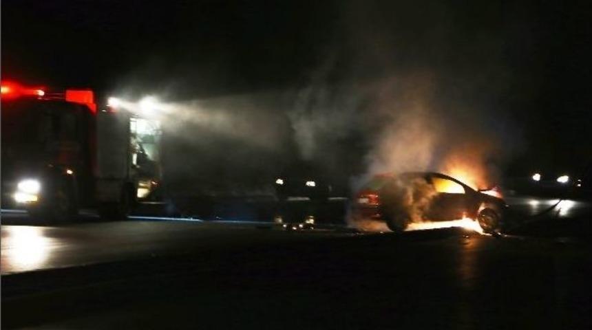 Sakarya&rsquo;da Trafik Kazası: 3 Yaralı