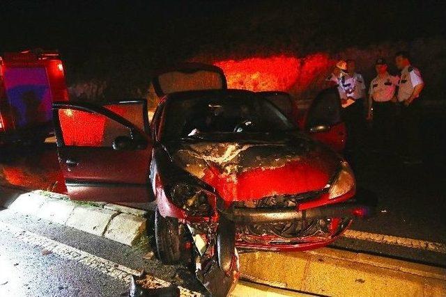 Sakarya’da Trafik Kazası: 3 Yaralı