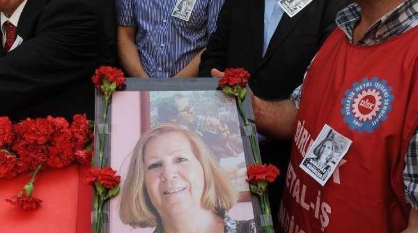 Sabahat T&uuml;rkler Toprağa Verildi