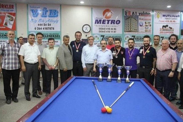 Akyazı Belediyesi Ödüllü 3 Bant Bilardo Turnuvası Sona Erdi