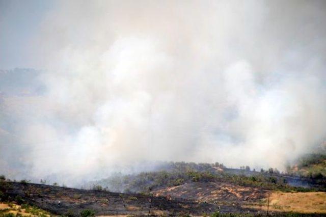 Askeri B&ouml;lgede &Ccedil;ıkan Yangına Toma larla M&uuml;dahale 3