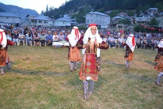 Erdal Güney, Memleketinde Konser Verdi