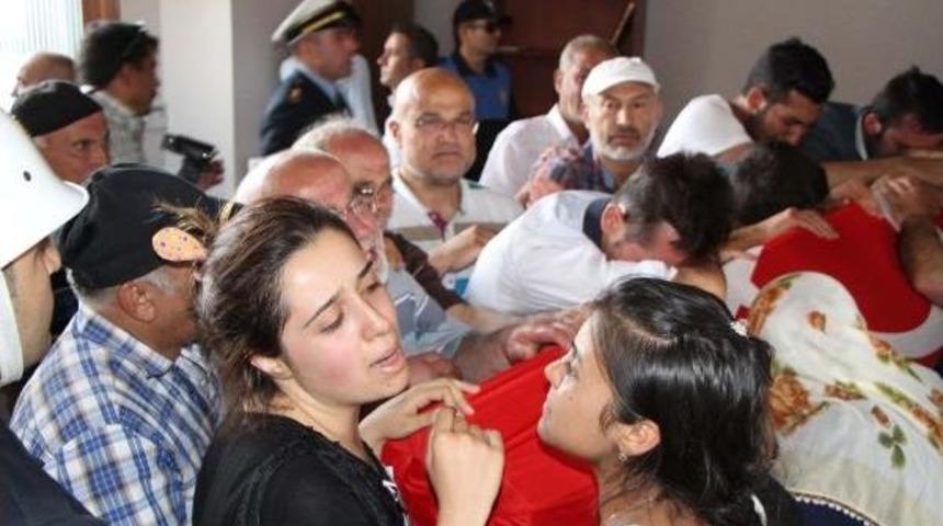 Şehit Polis Sivri, Kırıkale'de G&ouml;zyaşlarıyla Toprağa Verildi