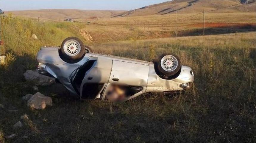 Sivas&rsquo;ta Otomobil U&ccedil;uruma Yuvarlandı: 1 &Ouml;l&uuml;