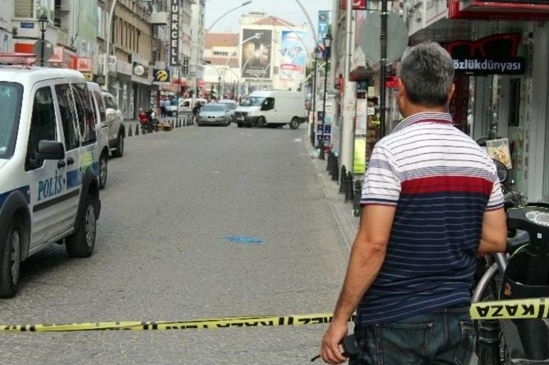 Karaman&rsquo;da Ş&uuml;pheli &Ccedil;anta Paniği